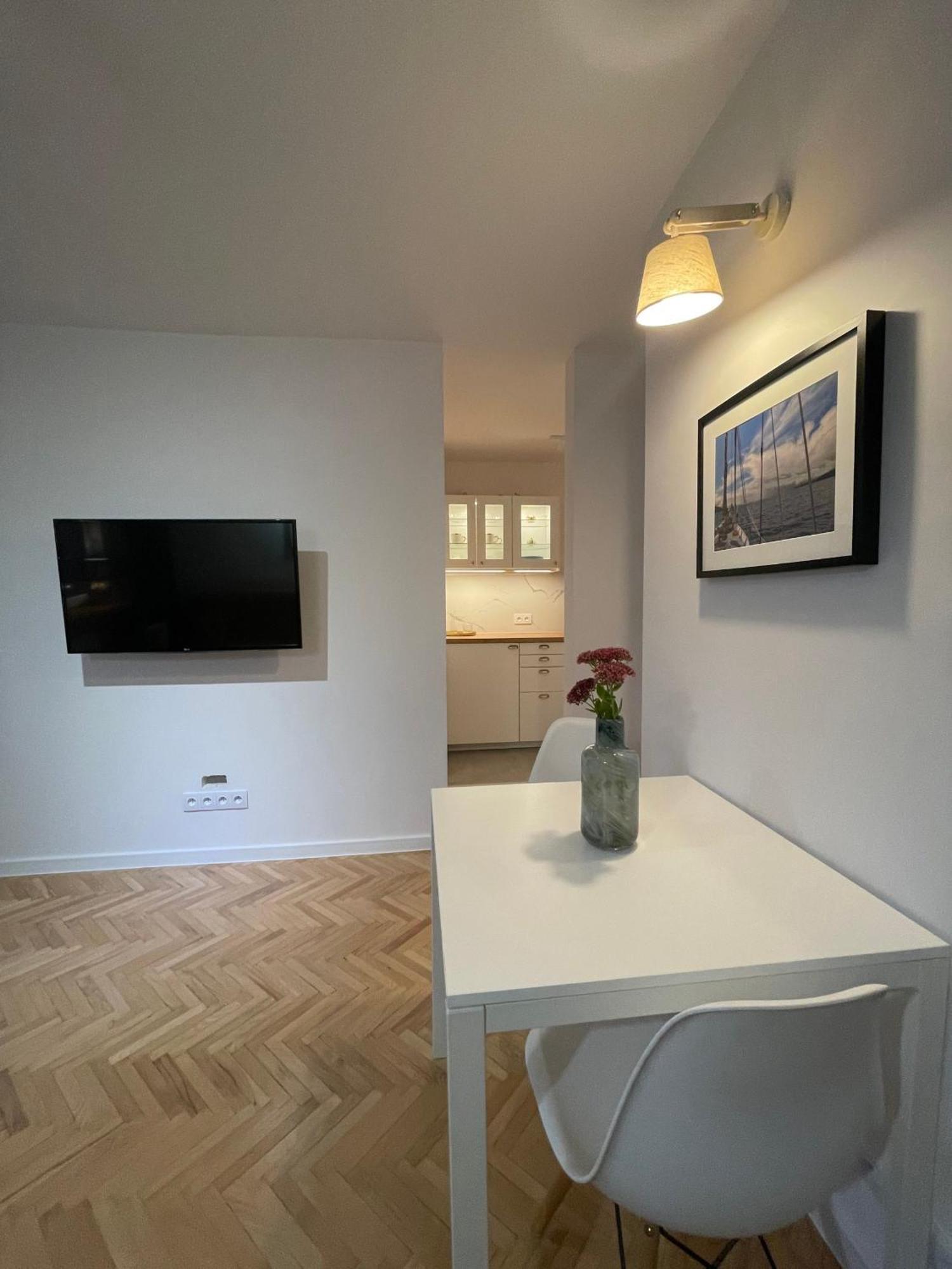 Avis Apartments Gdynia Skwer Kosciuszki 9 Buitenkant foto